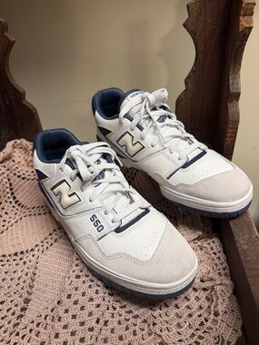 New Balance 550 Men's White & Navy Leather Low-Top Sneakers Size 10